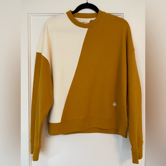 Tory Burch Tops - Tory Burch Sweatshirt size S